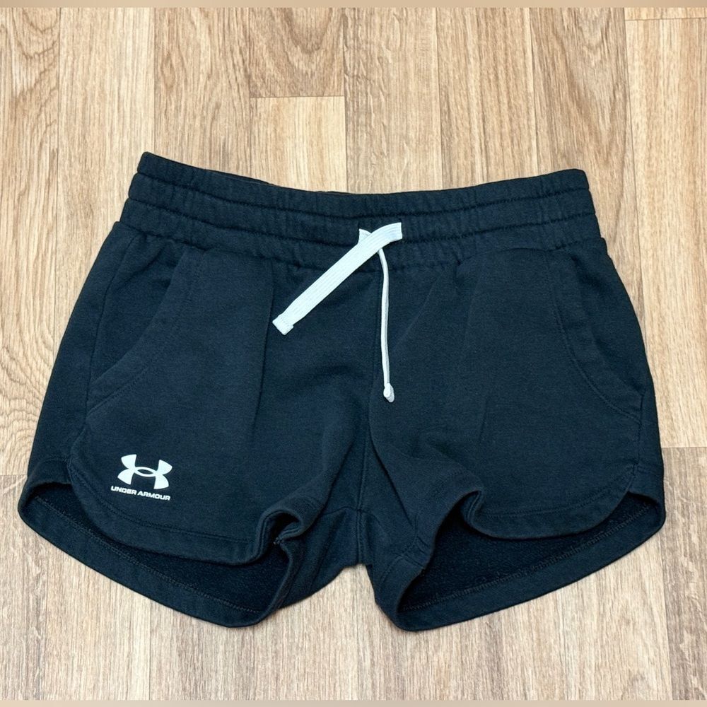 Under Armour Girls Black Sweat Shorts